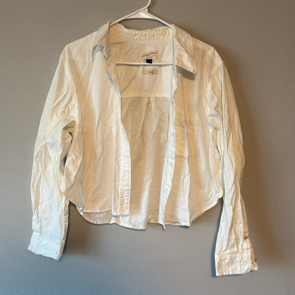 White cropped shirt